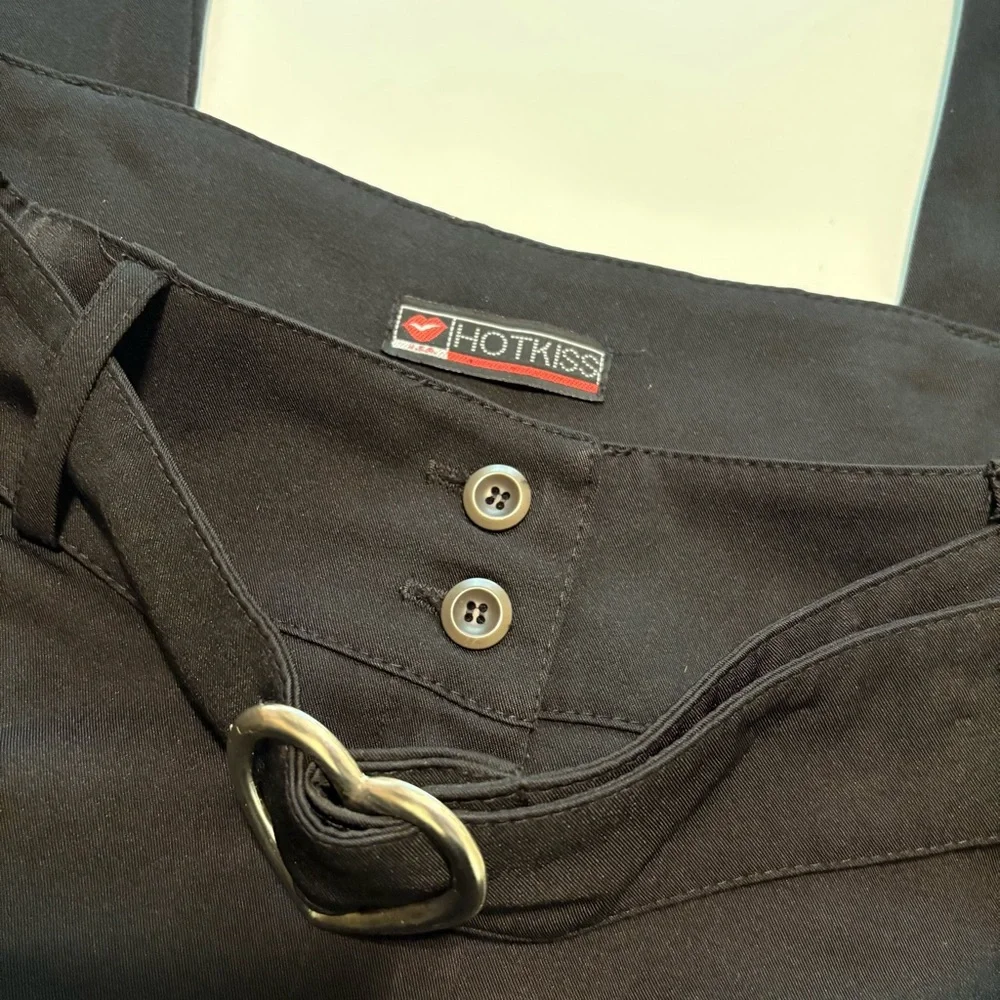 Hot Kiss Y2K Low Rise Black Flare Pants w/ Heart Buckle – Emo Grunge 2000s - Picture 7 of 15